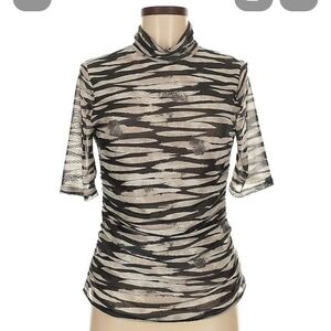 Cable & Gauge Black and White Zebra Print Short Sleeve Top